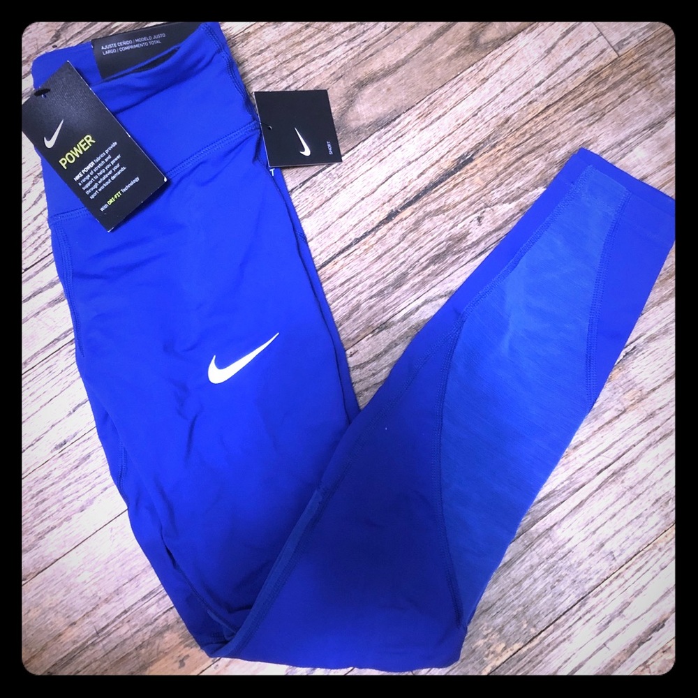 Brand New Nike Epic Lux Tights ⚡️